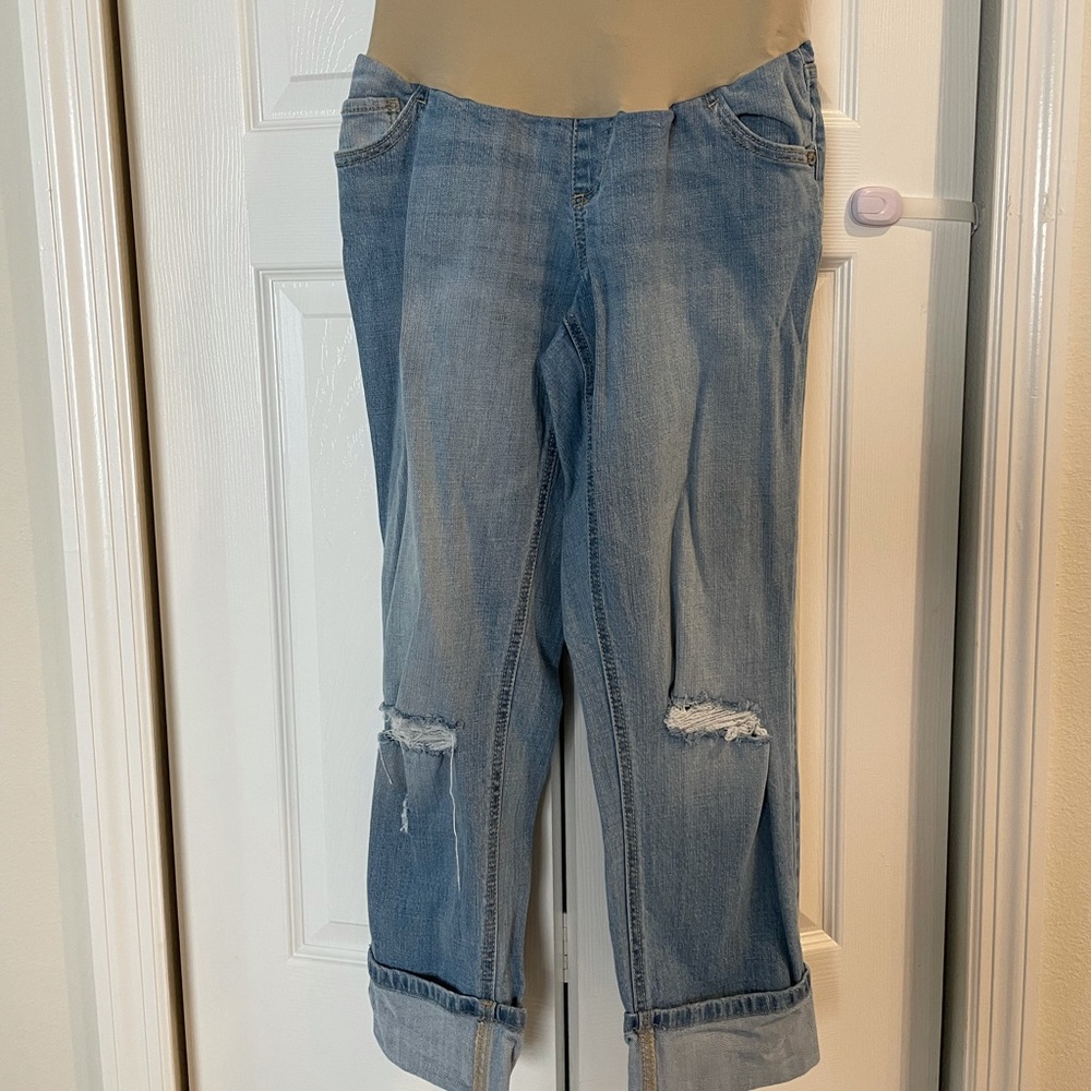 Maternity Jean Capris